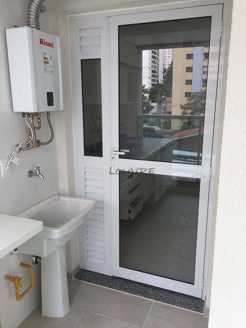 Apartamento para alugar com 1 quarto, 65m² - Foto 19