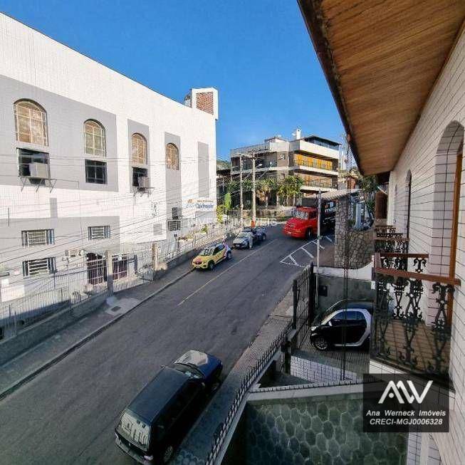 Casa à venda com 3 quartos, 180m² - Foto 17