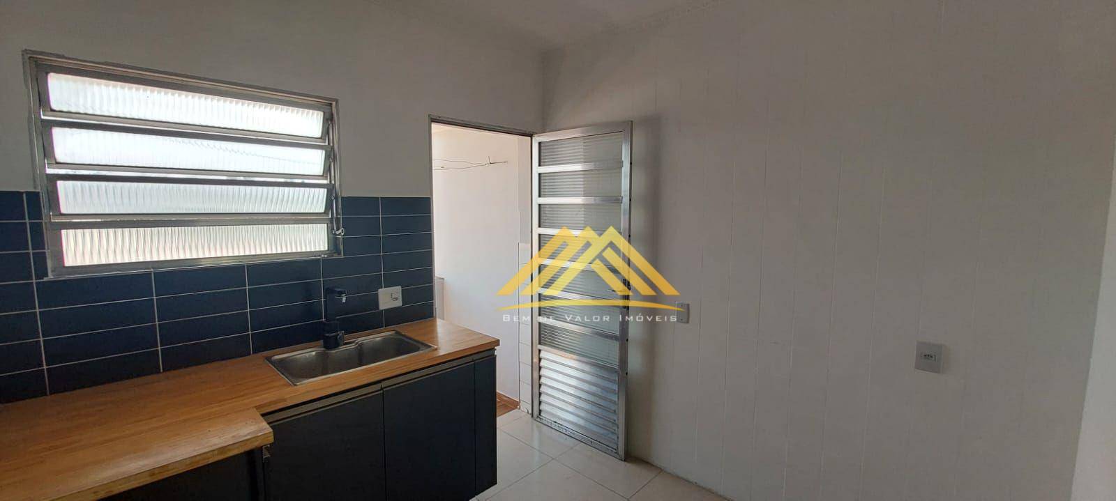 Apartamento para alugar com 2 quartos, 95m² - Foto 6