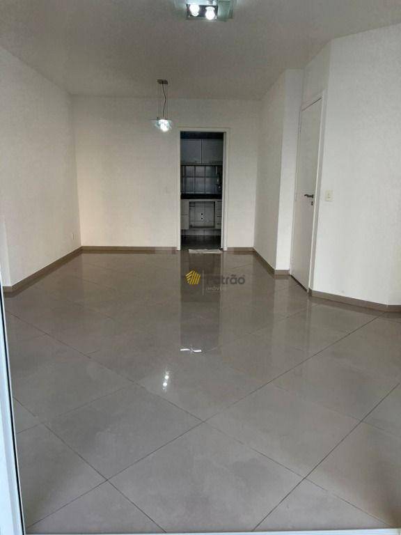 Apartamento à venda com 3 quartos, 97m² - Foto 15