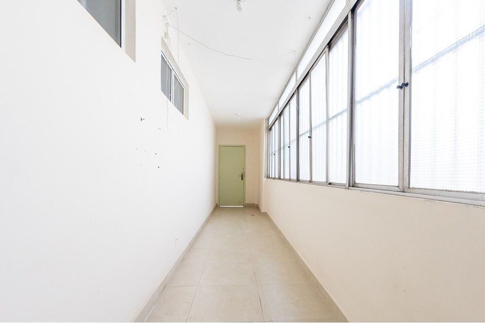 Apartamento à venda com 3 quartos, 227m² - Foto 9