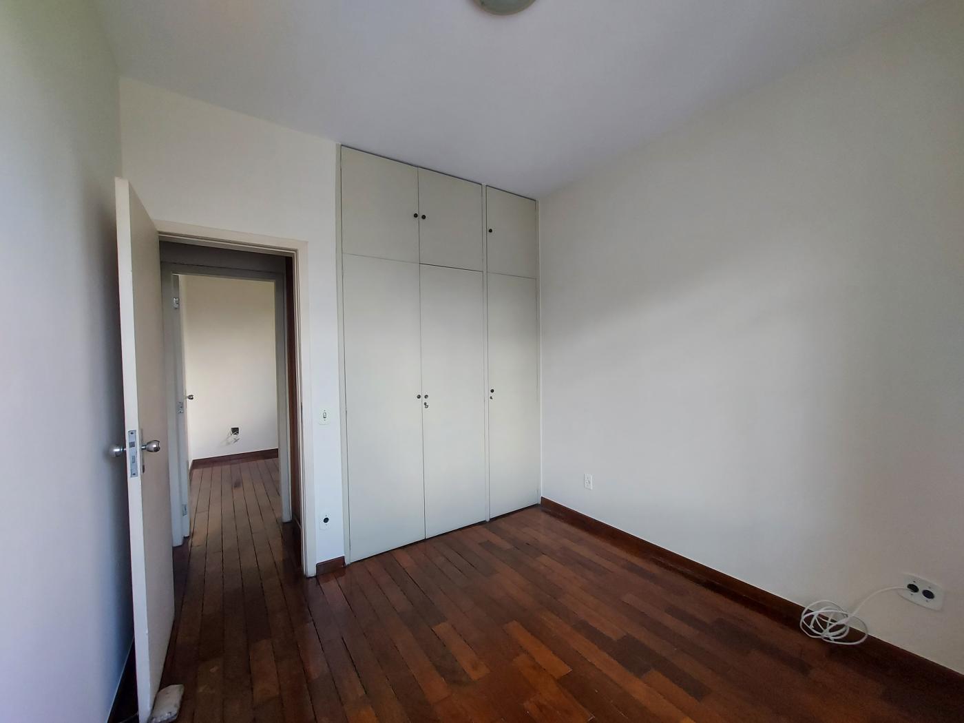 Apartamento à venda com 3 quartos, 84m² - Foto 8