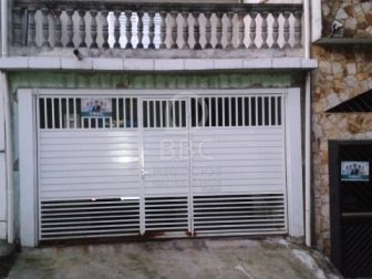 Sobrado à venda com 4 quartos, 170m² - Foto 1