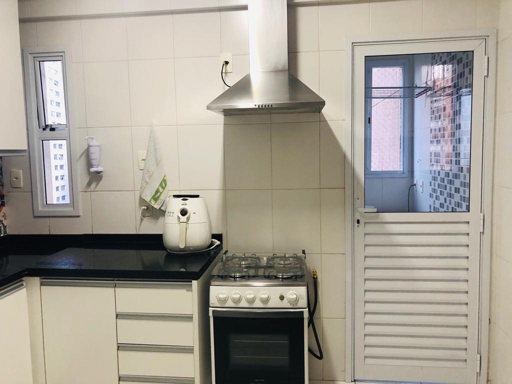 Apartamento à venda com 3 quartos, 89m² - Foto 4