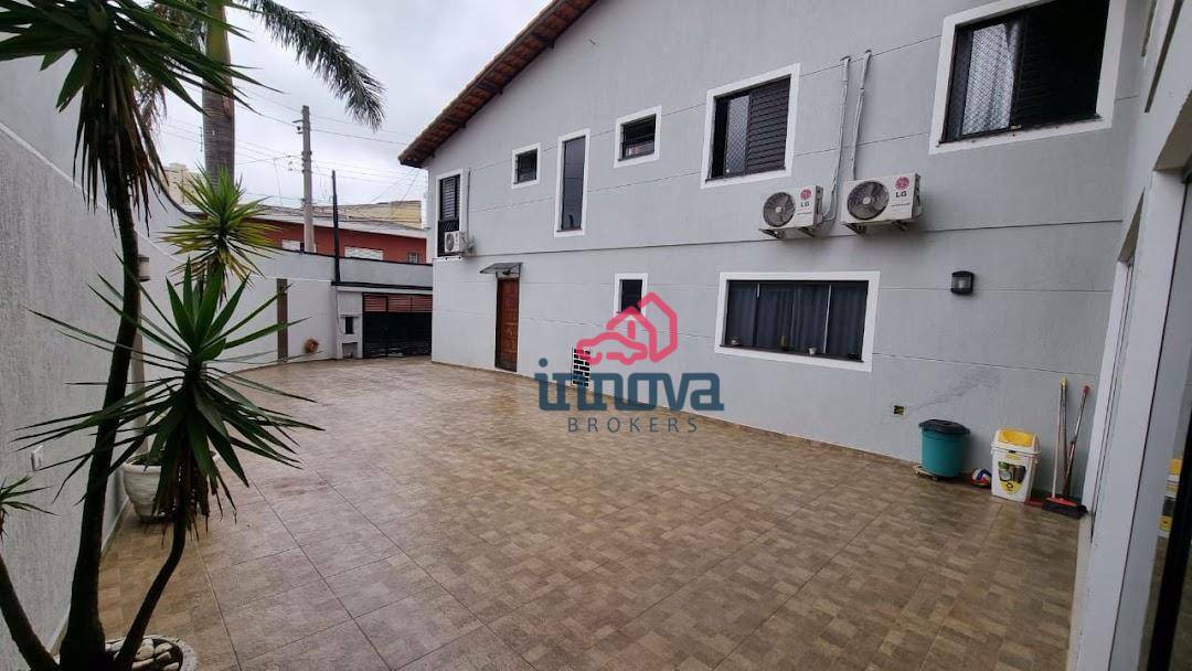 Sobrado à venda com 4 quartos, 194m² - Foto 24