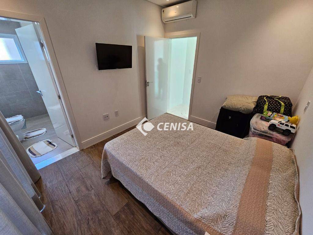 Casa de Condomínio à venda com 3 quartos, 242m² - Foto 33