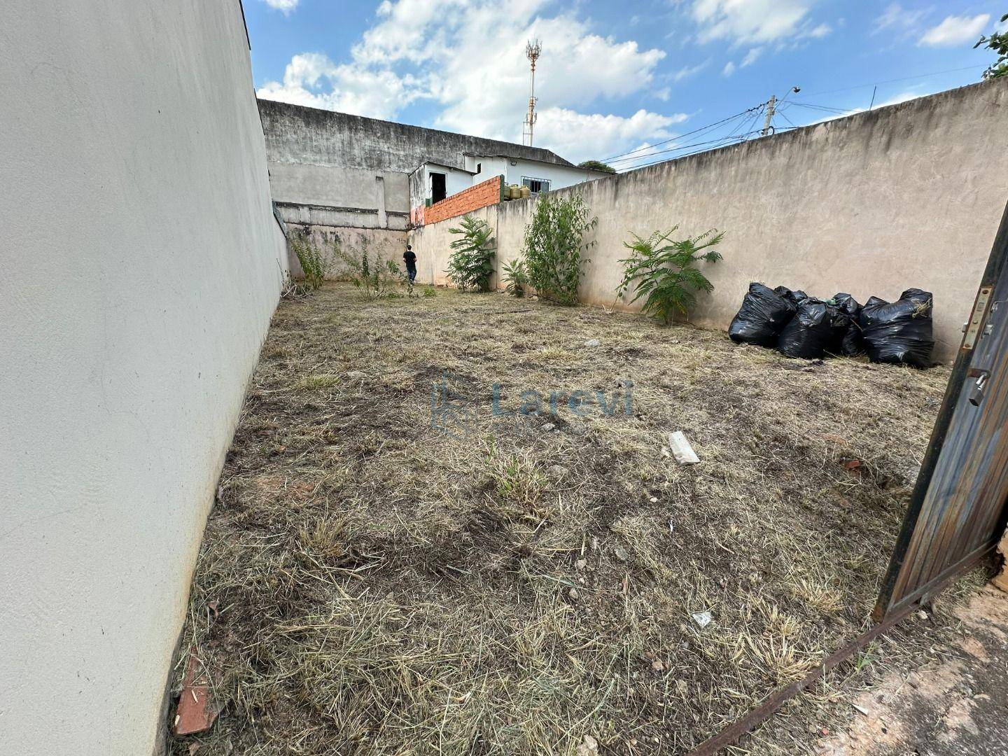 Terreno, 136 m² - Foto 1