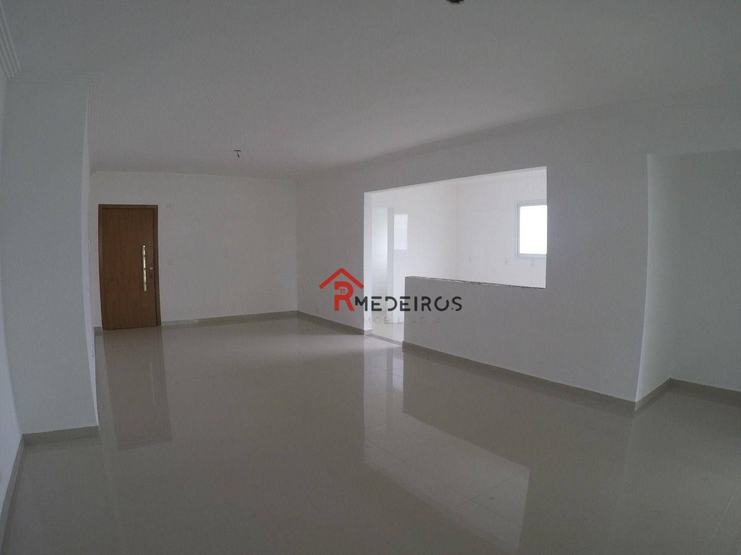 Apartamento à venda com 3 quartos, 172m² - Foto 5