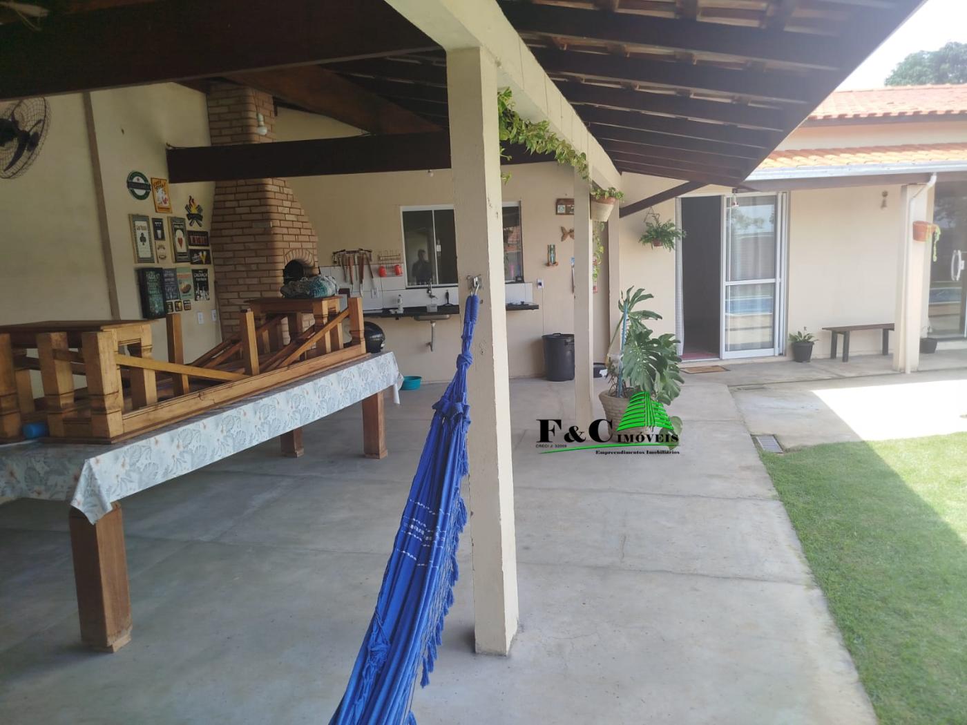 Chácara à venda com 3 quartos, 1000m² - Foto 4