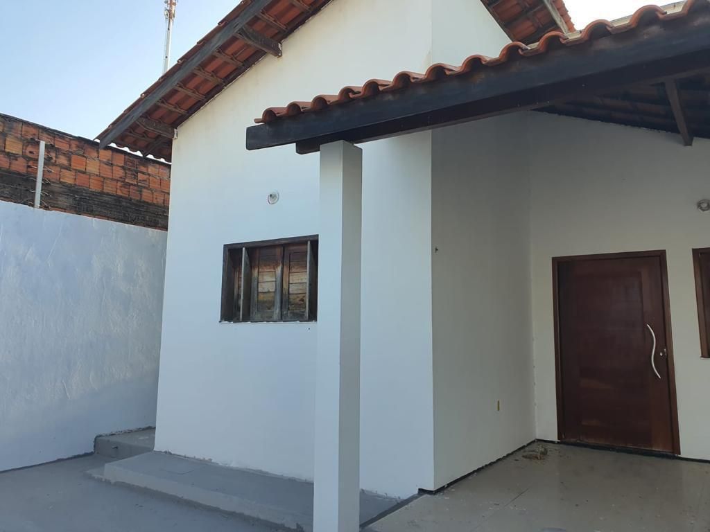 Casa à venda com 3 quartos, 100m² - Foto 5