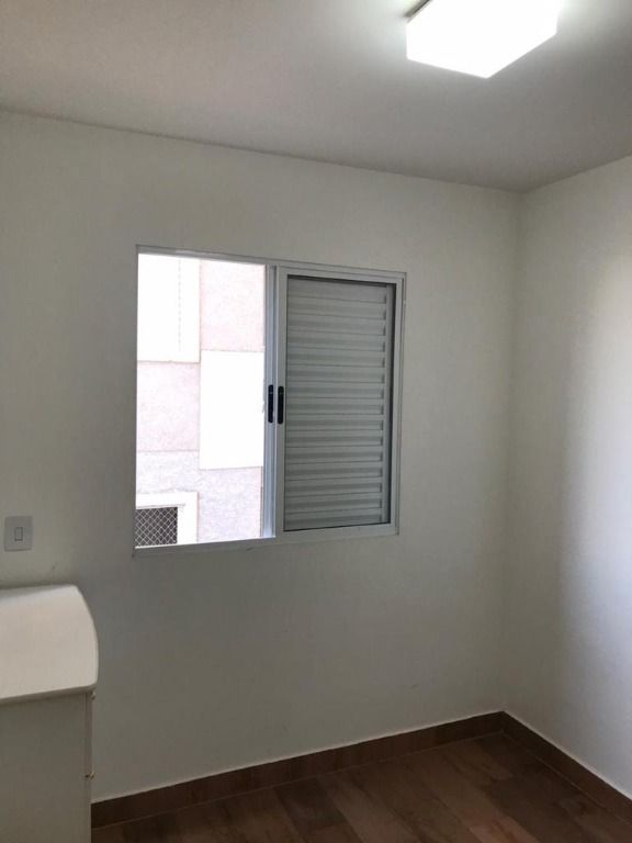 Apartamento à venda com 3 quartos, 73m² - Foto 9