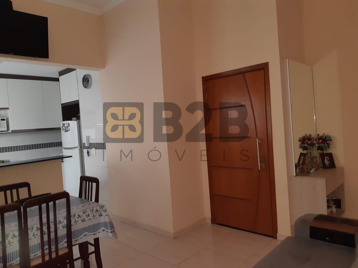 Casa à venda com 3 quartos, 108m² - Foto 4