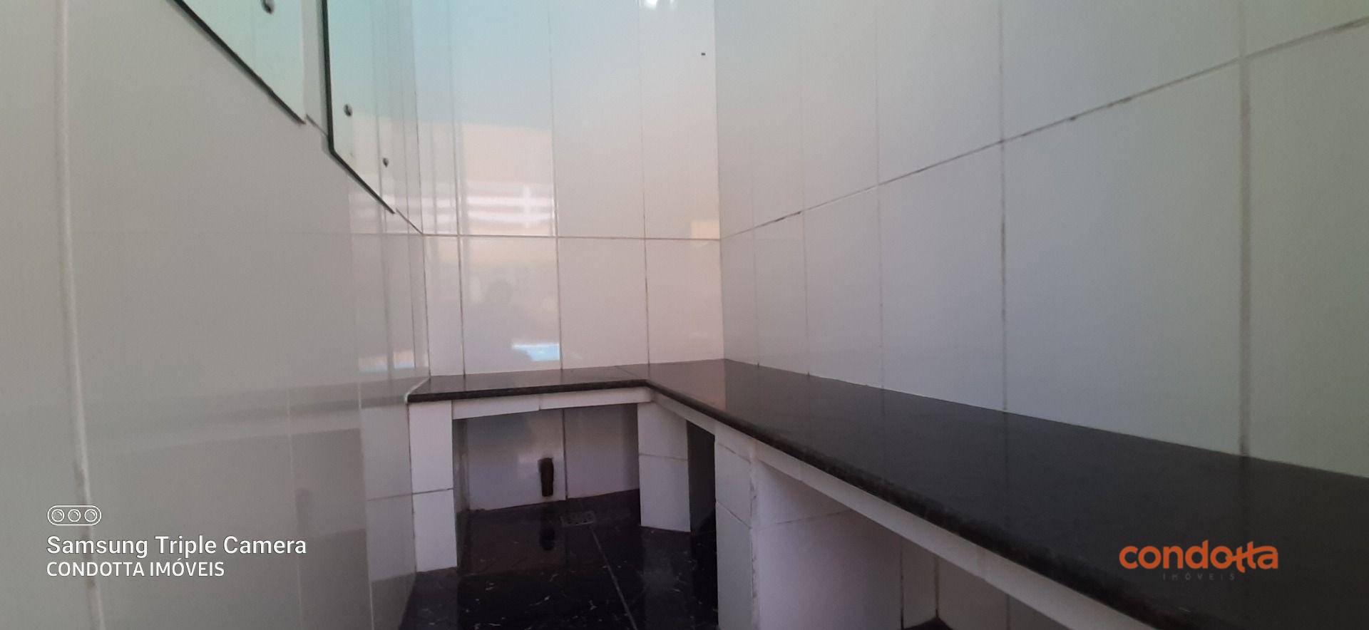 Casa para alugar com 4 quartos, 285m² - Foto 84