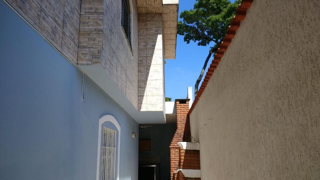 Sobrado à venda com 3 quartos, 140m² - Foto 9