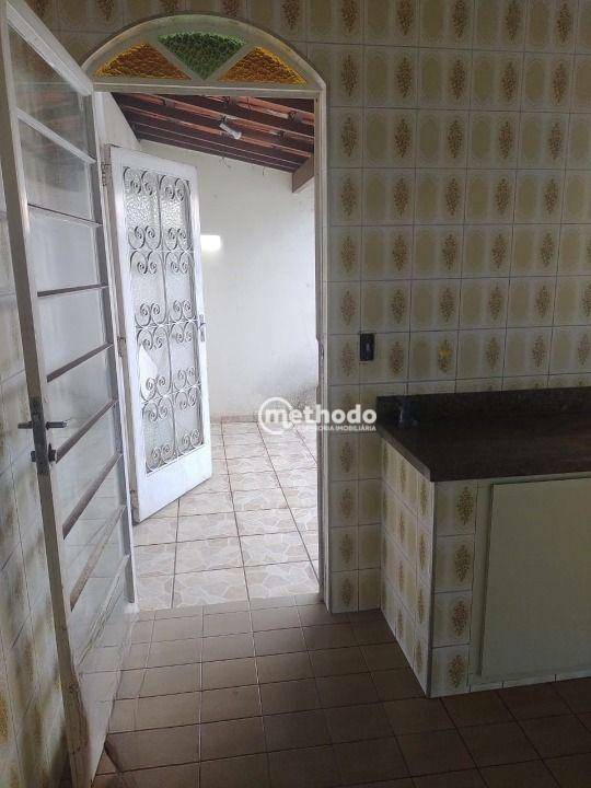 Casa à venda com 3 quartos, 300m² - Foto 14