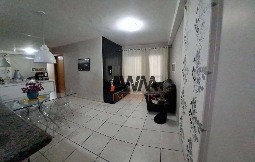 Apartamento à venda com 3 quartos, 81m² - Foto 3