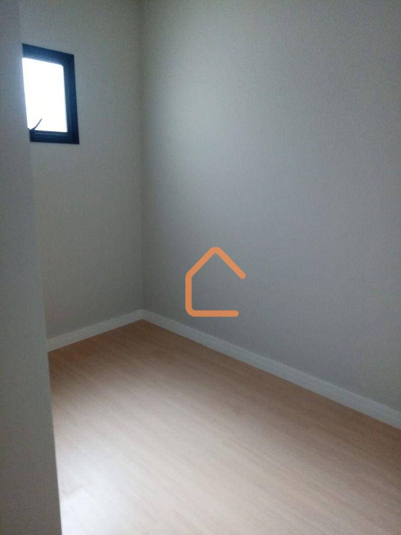 Casa à venda com 3 quartos, 202m² - Foto 15