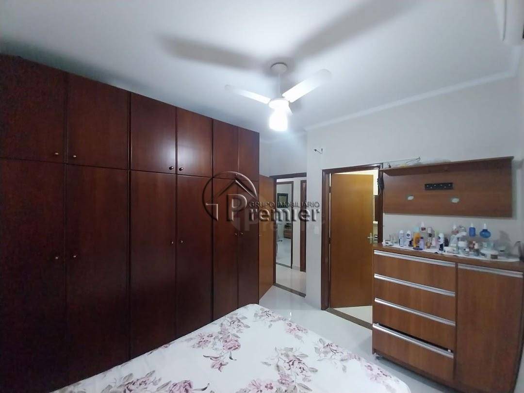 Casa à venda com 4 quartos, 150m² - Foto 11