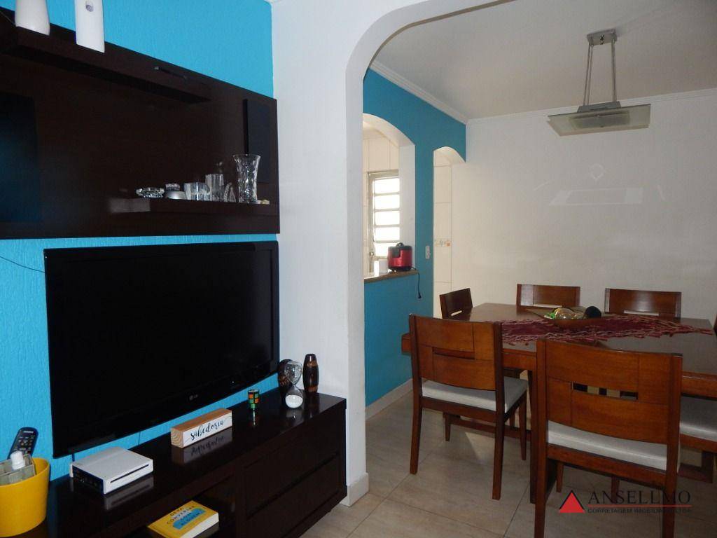 Sobrado à venda e aluguel com 3 quartos, 209m² - Foto 7