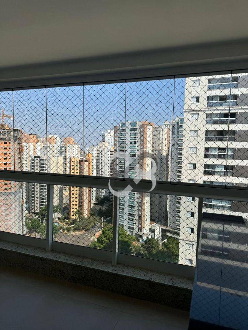 Apartamento para alugar com 3 quartos, 167m² - Foto 12