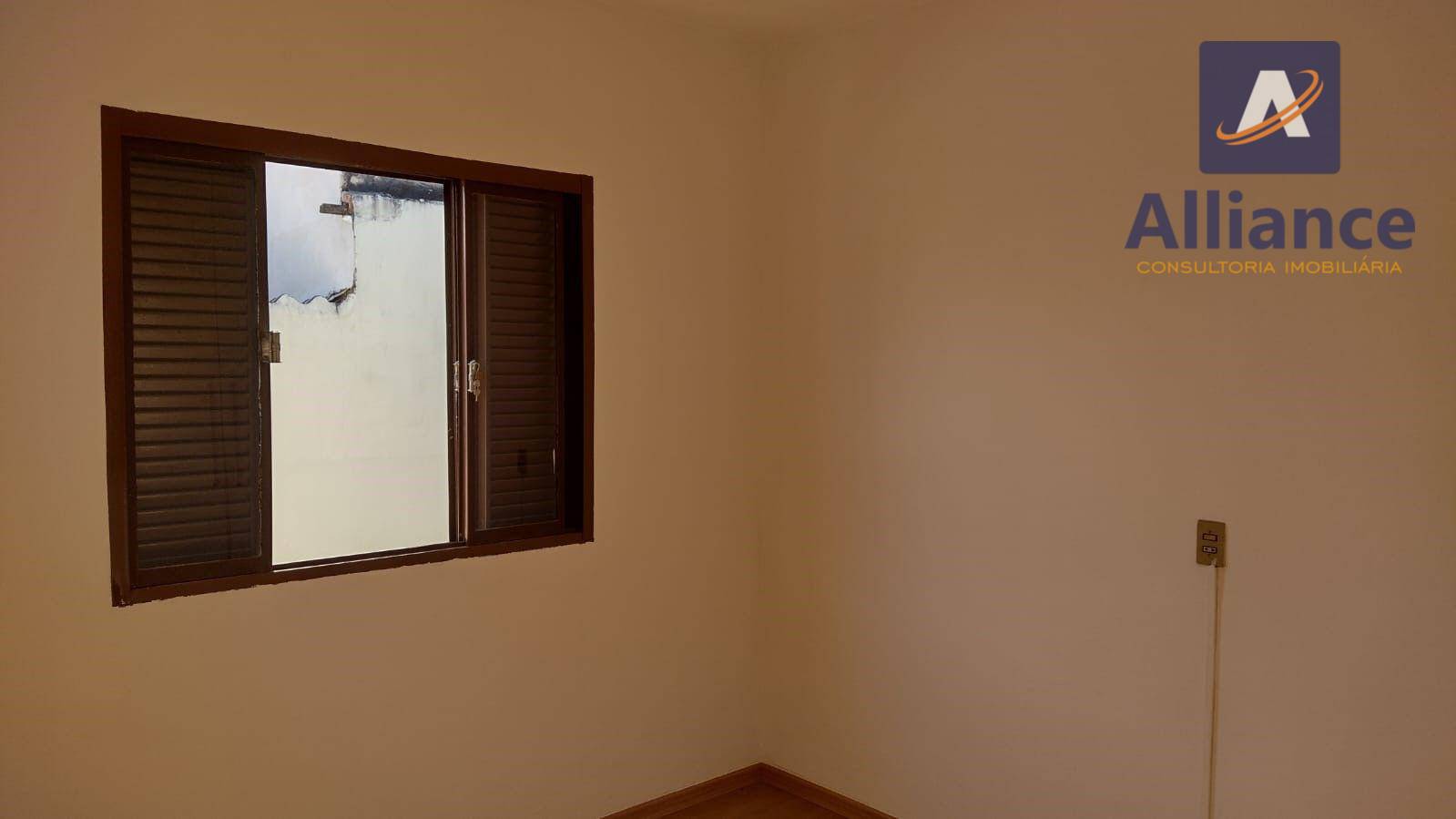 Casa à venda com 3 quartos, 120m² - Foto 16