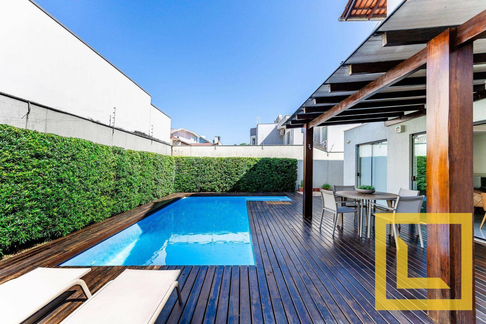 Casa à venda com 4 quartos, 247m² - Foto 5