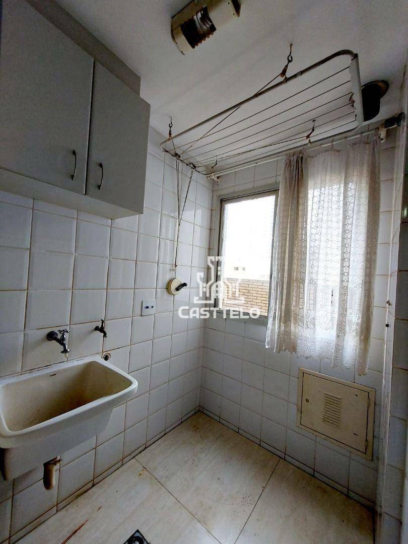 Apartamento à venda com 3 quartos, 79m² - Foto 18