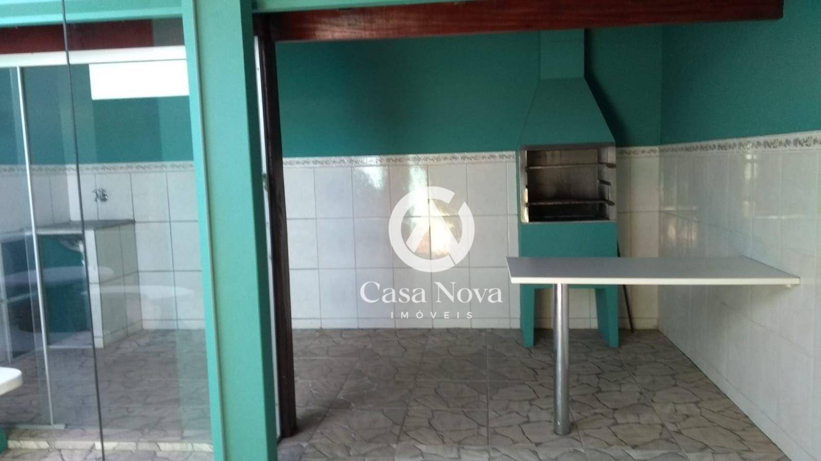 Casa à venda com 3 quartos, 150m² - Foto 2