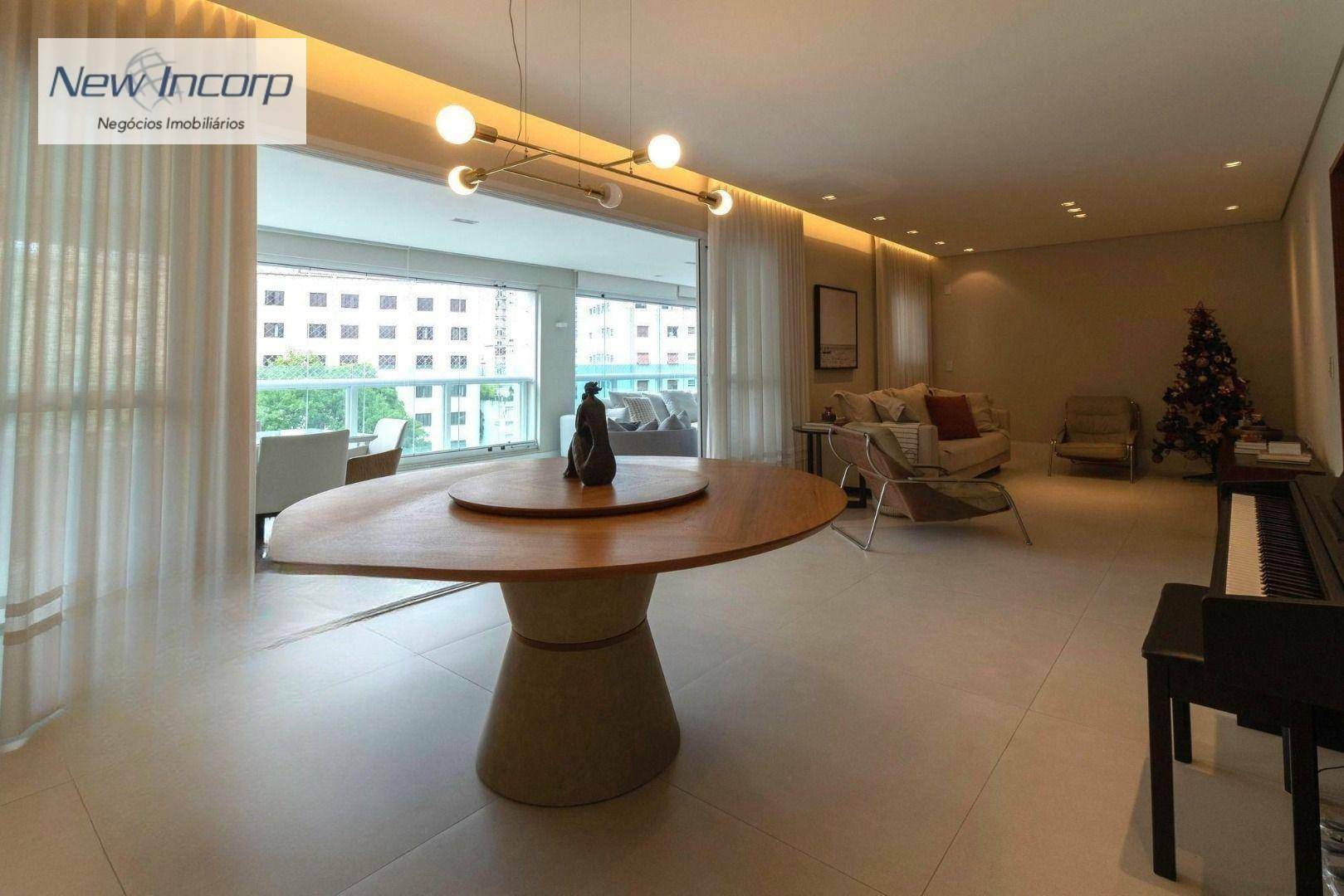 Apartamento à venda com 3 quartos, 208m² - Foto 2