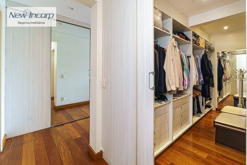 Apartamento à venda com 3 quartos, 210m² - Foto 35