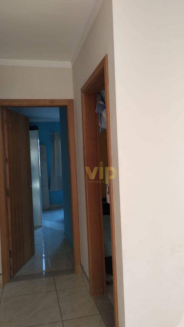 Casa à venda com 3 quartos, 210M2 - Foto 4