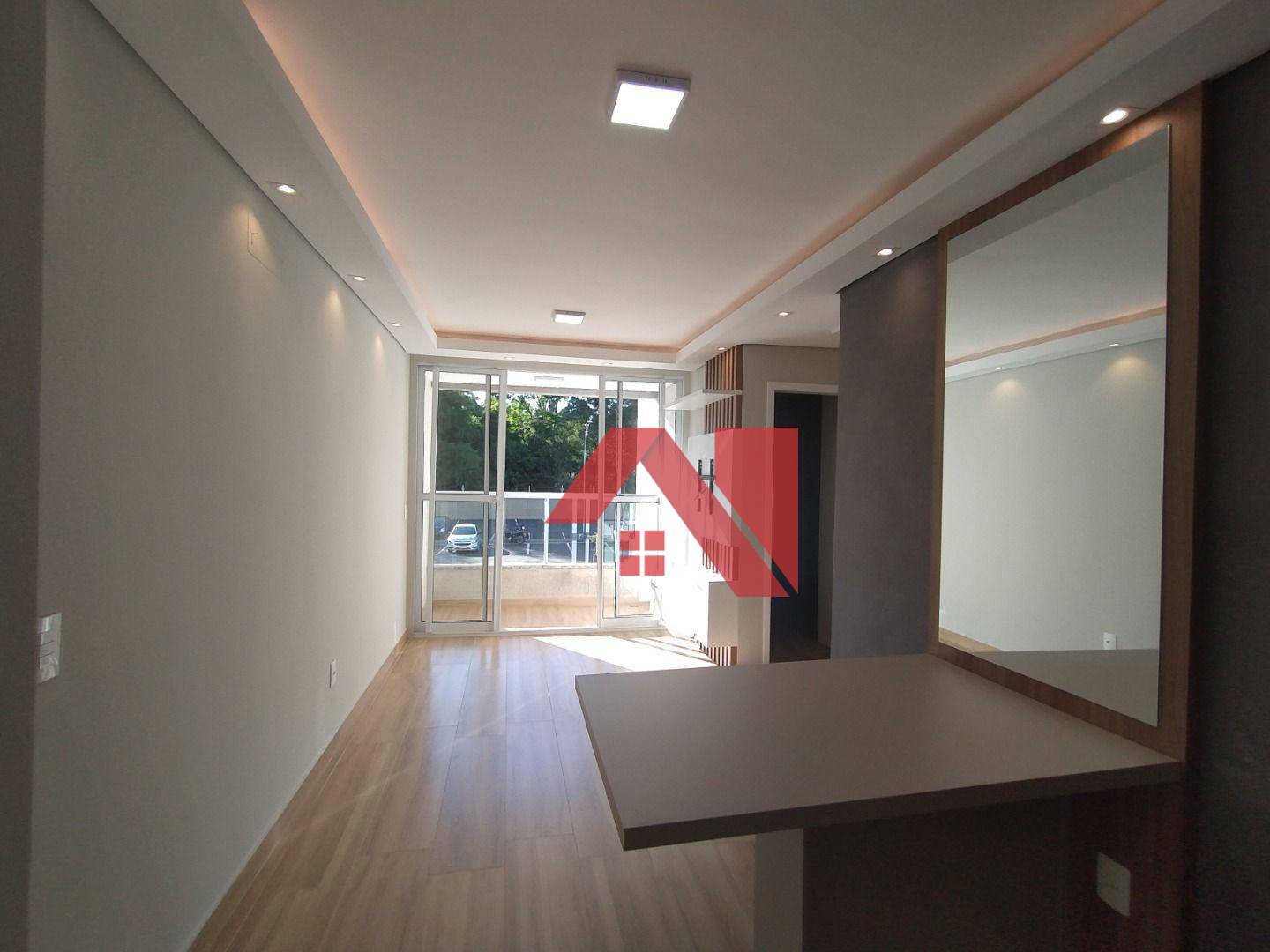 Apartamento à venda com 2 quartos, 55m² - Foto 1