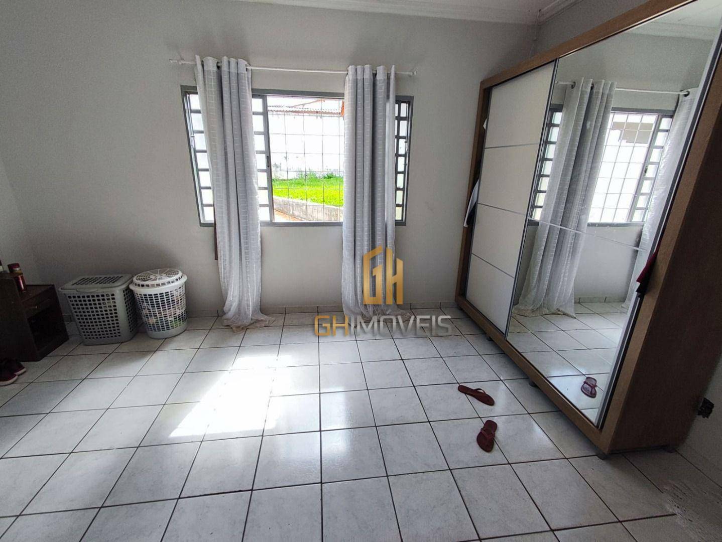 Casa à venda com 3 quartos, 220m² - Foto 12