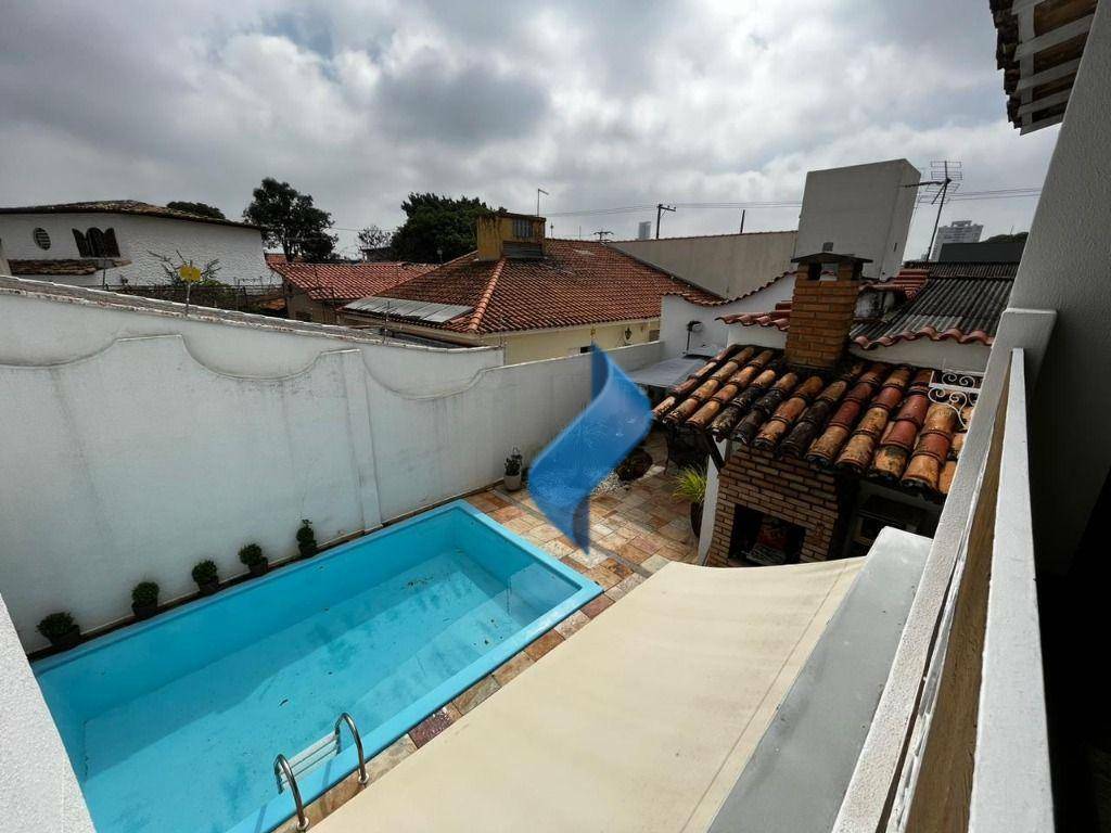 Casa à venda com 3 quartos, 158m² - Foto 4