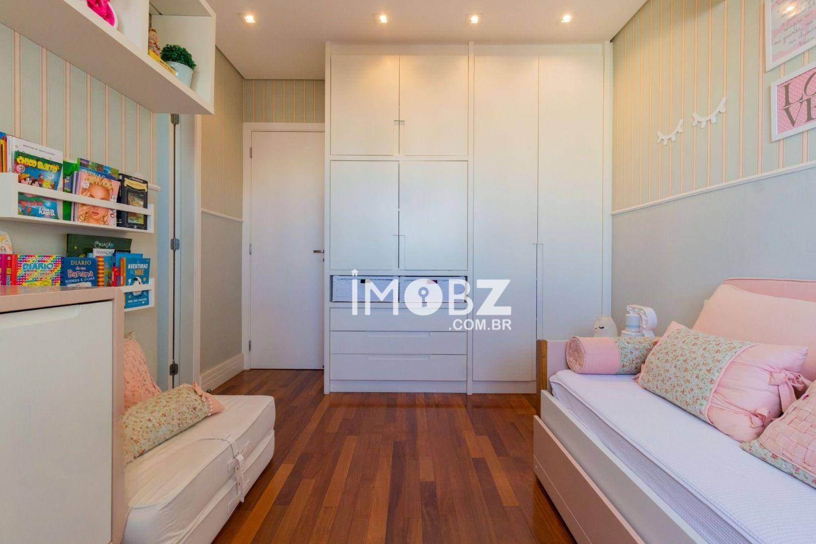 Apartamento à venda com 4 quartos, 223m² - Foto 19