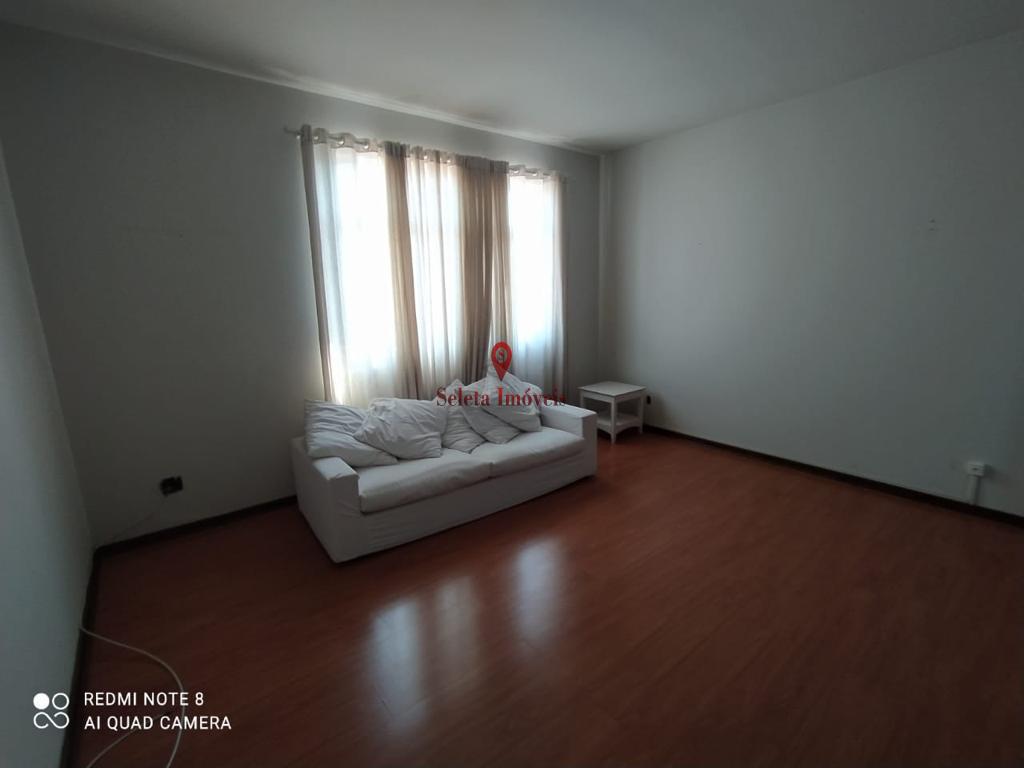 Apartamento à venda com 3 quartos, 210m² - Foto 2