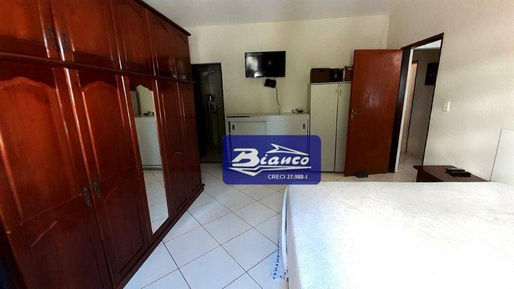 Casa à venda com 3 quartos, 200m² - Foto 13