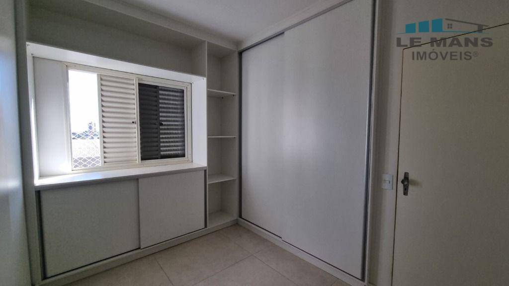 Apartamento à venda com 3 quartos, 75m² - Foto 7