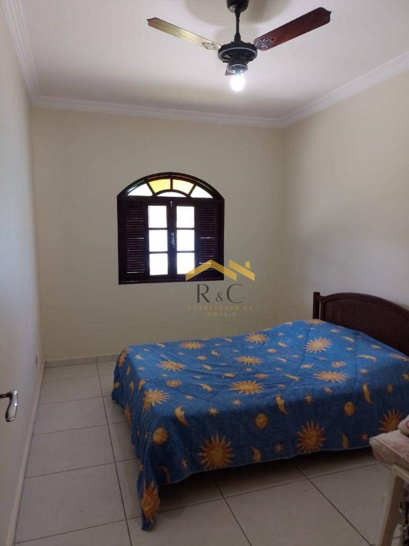 Casa à venda com 2 quartos, 75m² - Foto 3