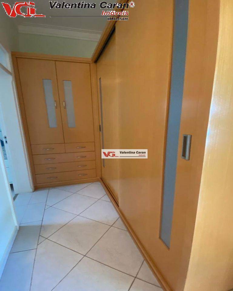 Chácara à venda com 5 quartos, 800m² - Foto 8