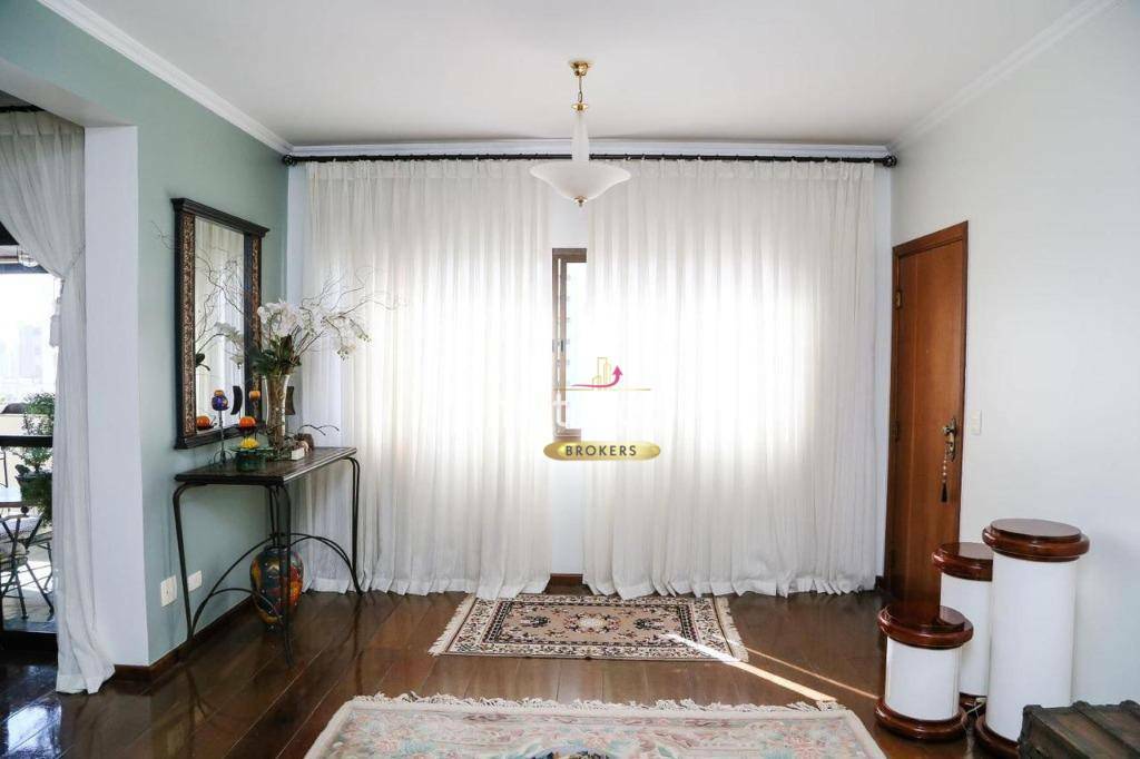 Apartamento à venda com 3 quartos, 183m² - Foto 2