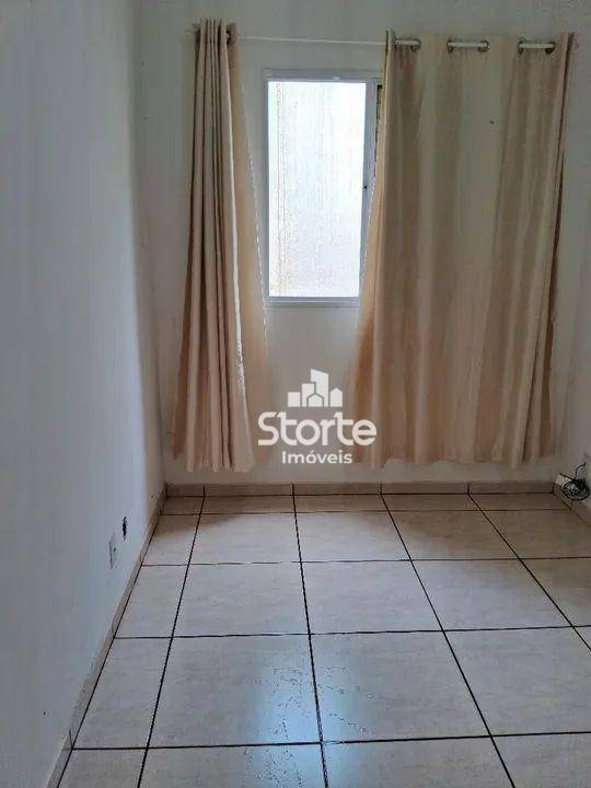 Apartamento à venda com 2 quartos, 50m² - Foto 2