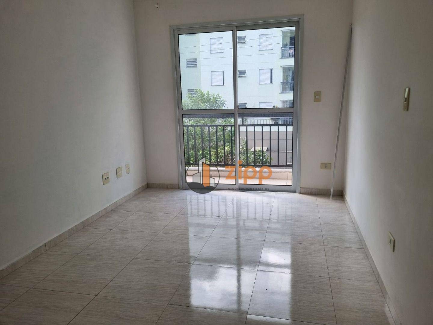 Apartamento à venda com 2 quartos, 63m² - Foto 1