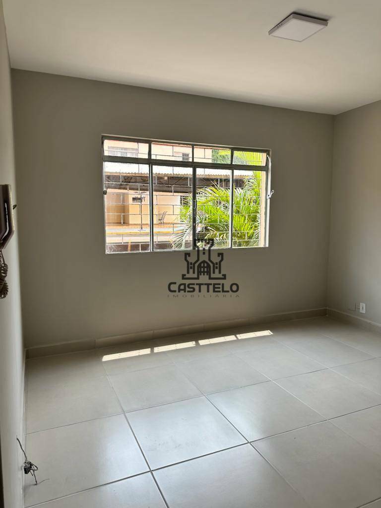 Apartamento à venda com 3 quartos, 57m² - Foto 1