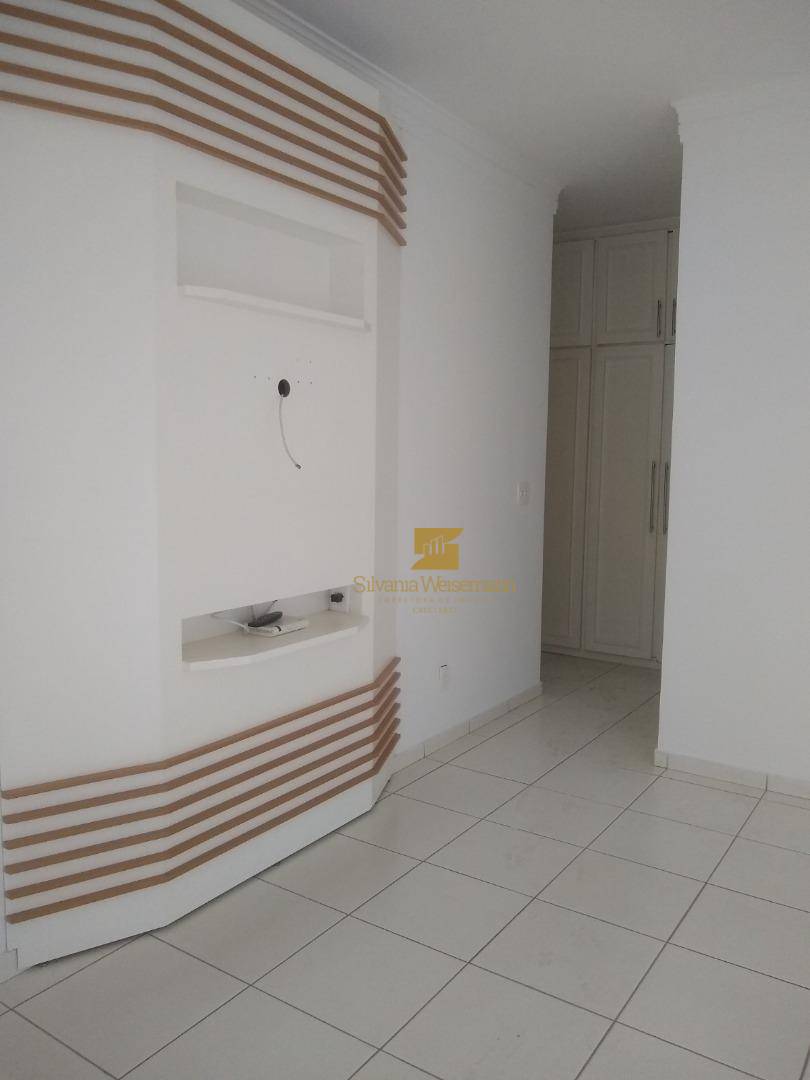 Apartamento à venda com 3 quartos, 261m² - Foto 15