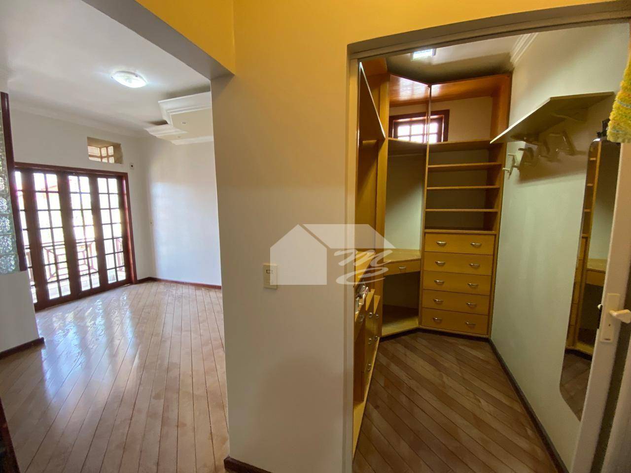 Casa de Condomínio à venda com 4 quartos, 350m² - Foto 19