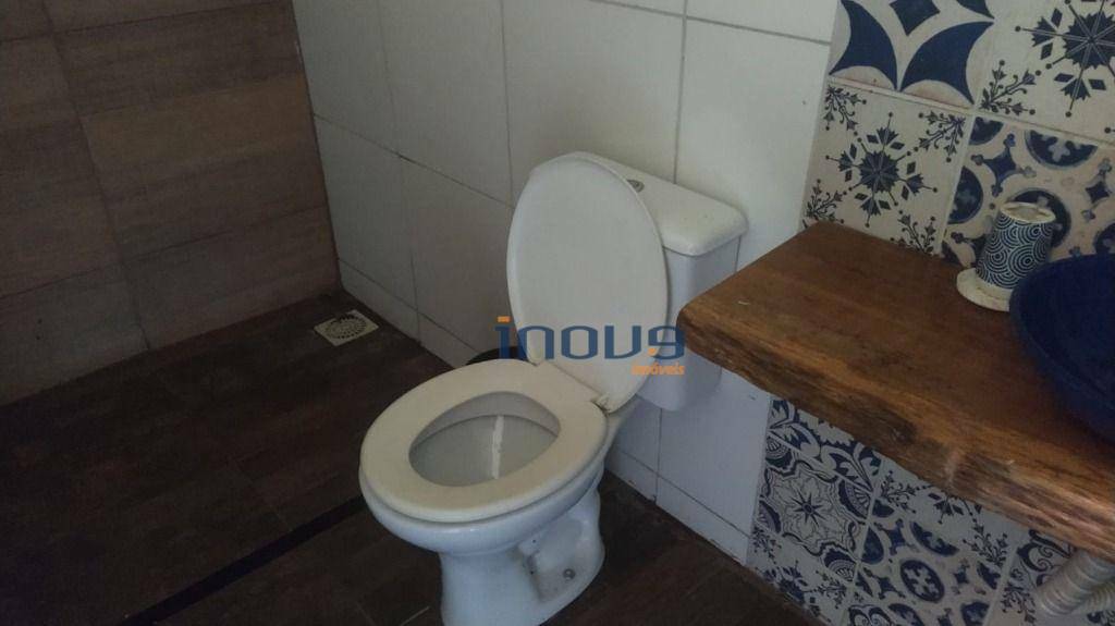 Casa à venda e aluguel com 3 quartos, 400m² - Foto 30