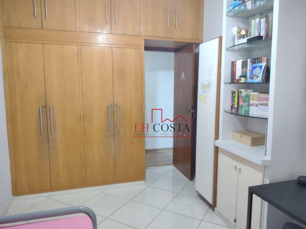 Apartamento à venda com 3 quartos, 110m² - Foto 19