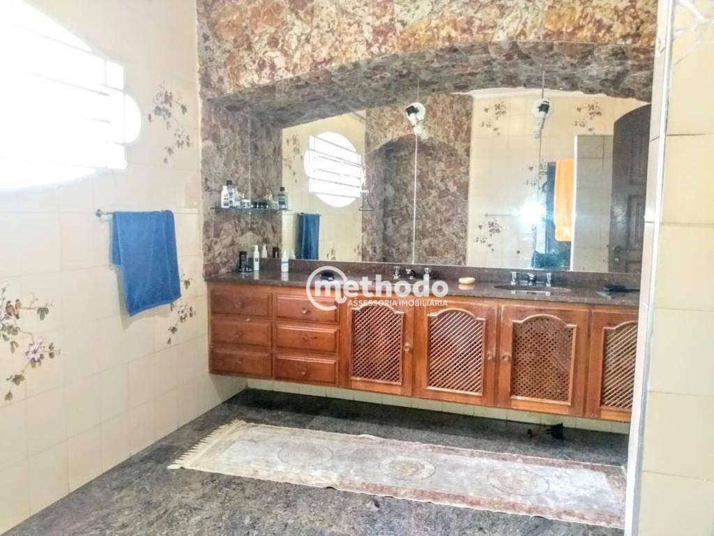 Casa à venda e aluguel com 5 quartos, 750m² - Foto 8