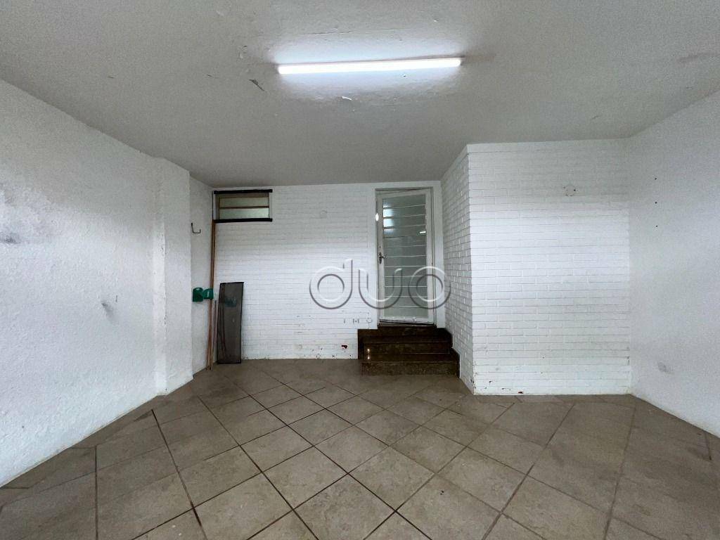 Casa à venda com 2 quartos, 179m² - Foto 2